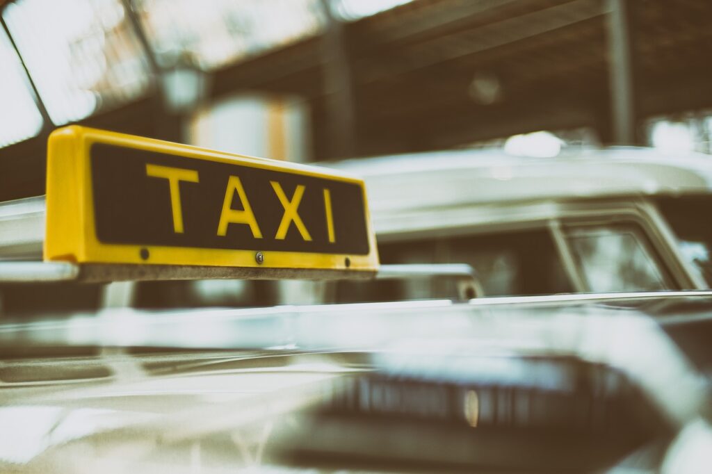 8 bonnes raisons de prendre un taxi, un service de proximité indispensable