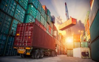 Transport maritime ou aérien : quelle est la meilleure option ?