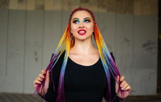 Coloration de cheveux : les couleurs de l’arc-en-ciel pour un look original