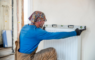 Comment installer un radiateur à inertie dans une pièce ?