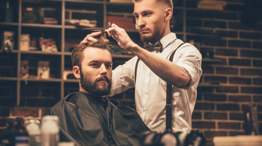 Coiffures pour hommes : comment choisir la coupe idéale selon la forme du visage ?